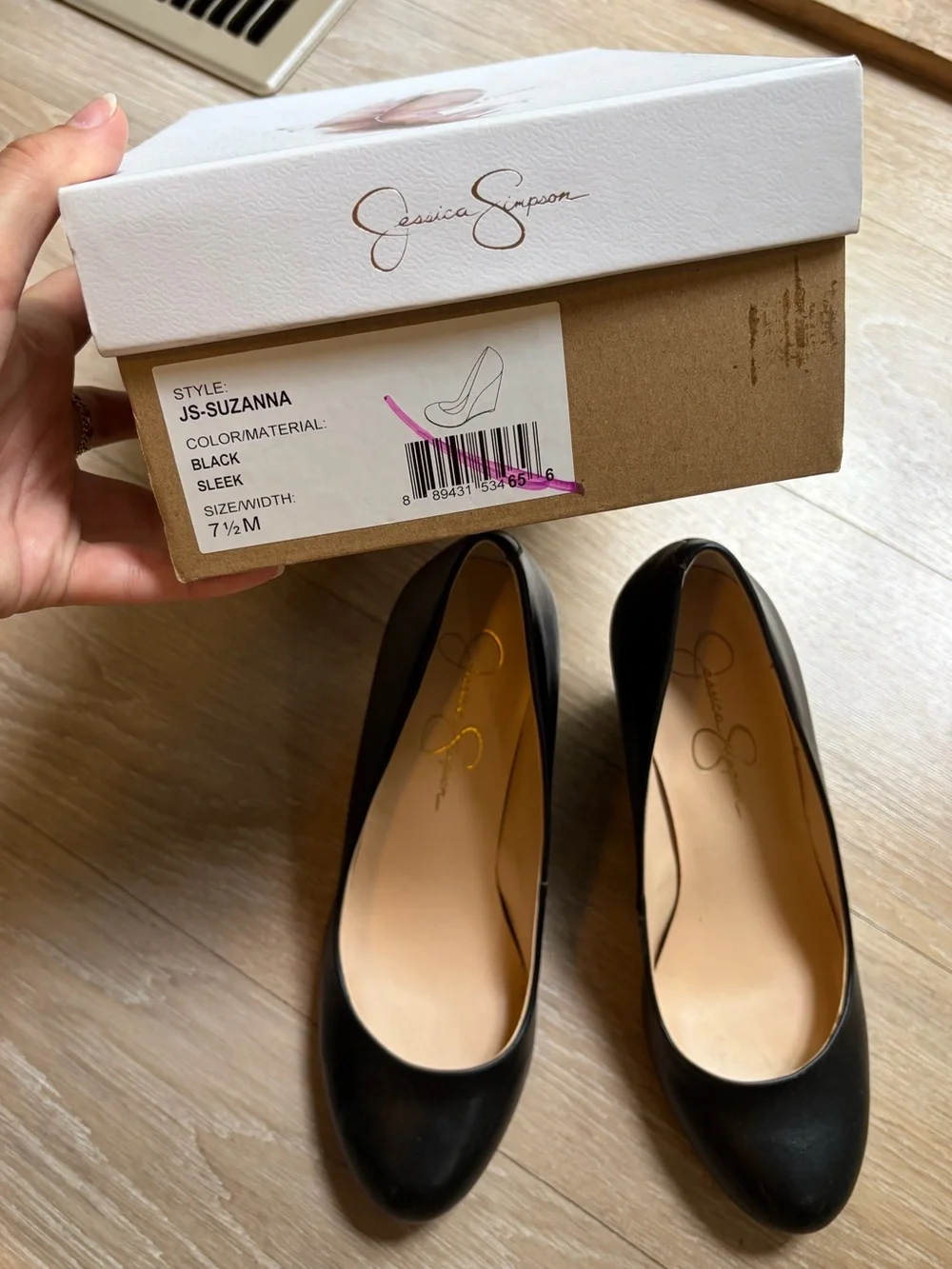 Jessica Simpson Suzanna Black Leather-Look Wedge Pumps